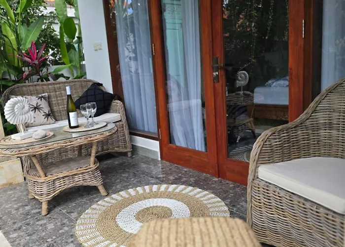 Villa Mustika *